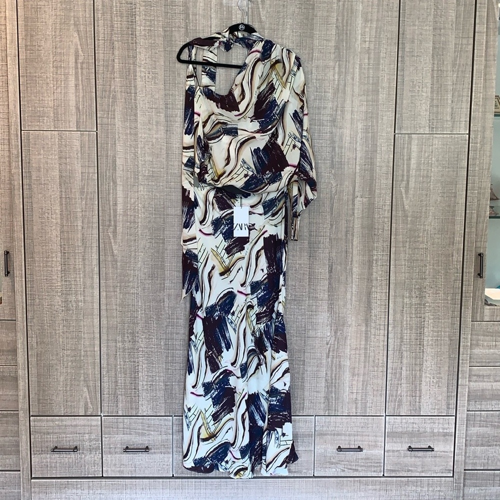 Zara Limited Edition Printed Asymmetrical Top And Long Skirt‎ Set